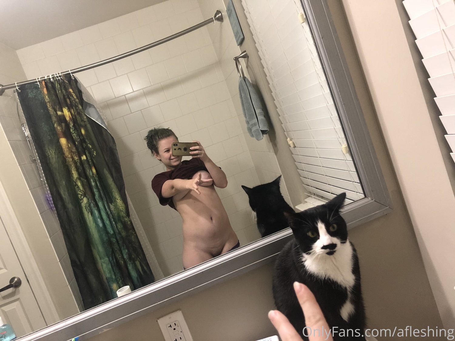 a flesh pics 37 #9A3NLxJR