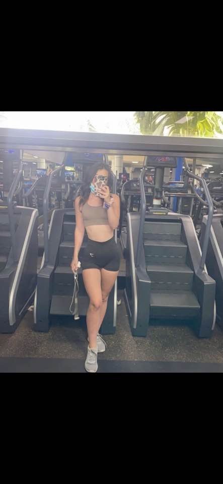 Petite Jessica exposed by her cuck boyfriend #1ZAOXycf