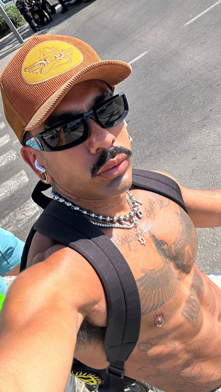 thebodyodyody pics & vids (5) #53QvAZey