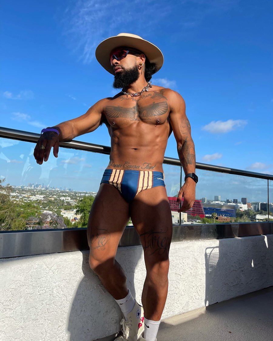 thebodyodyody pics & vids (5) #AgSE4Kq6