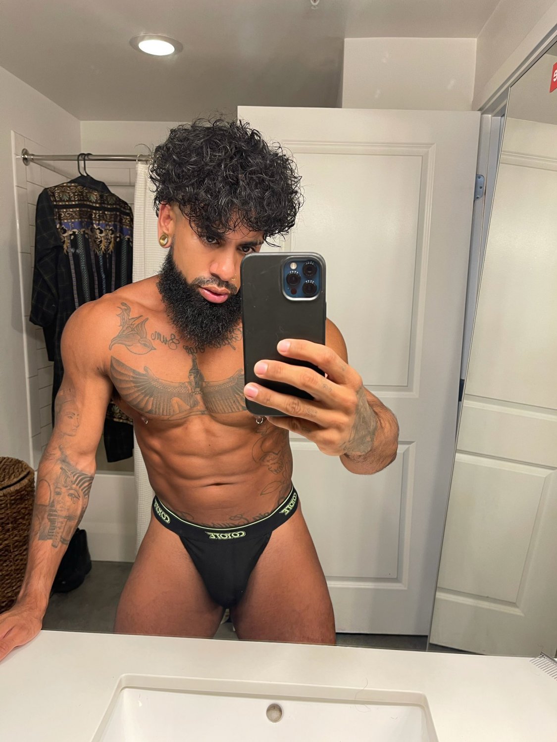 thebodyodyody pics & vids (5) #vv9X8A2k