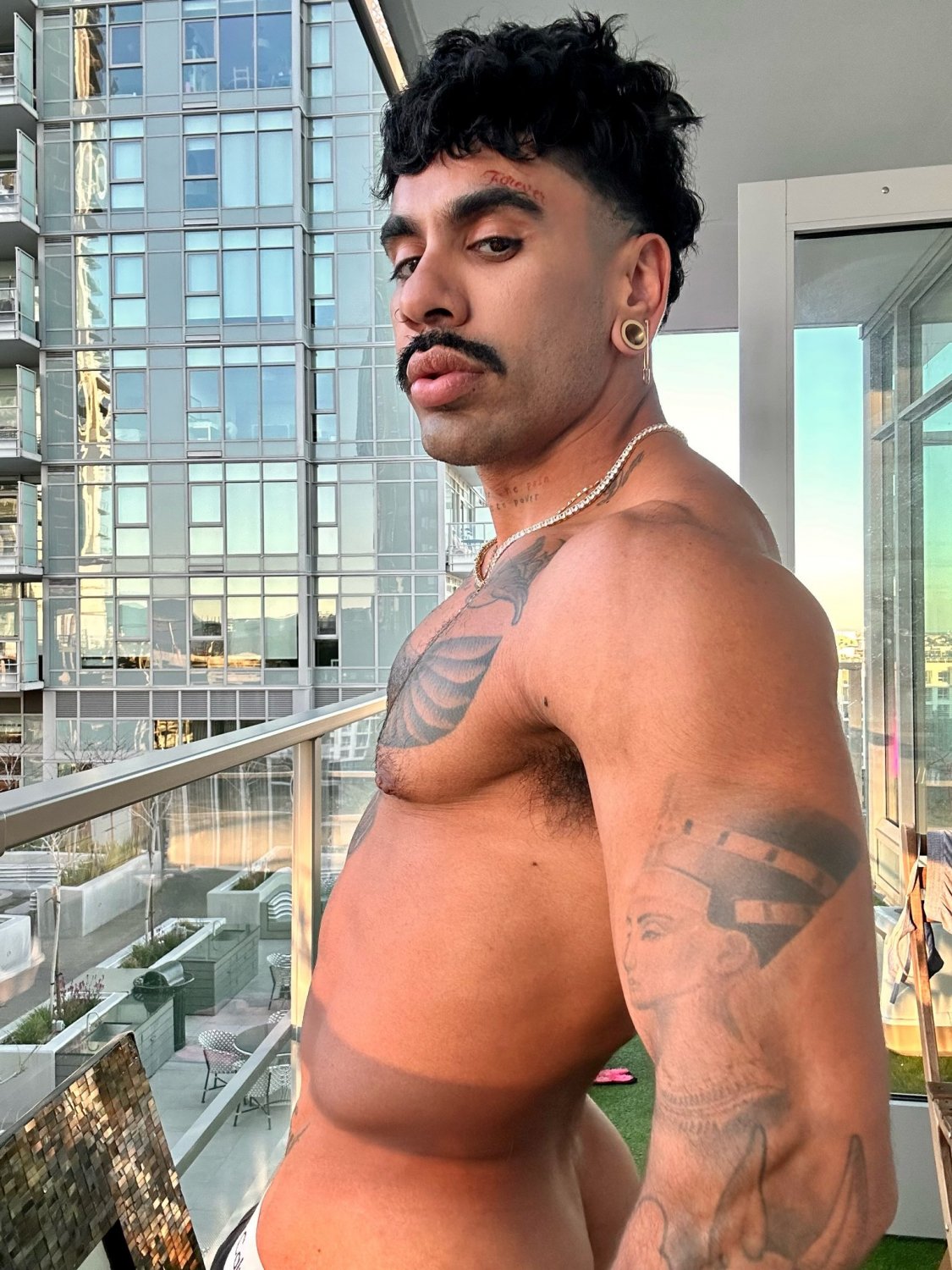 thebodyodyody pics & vids (5) #wzip4llS