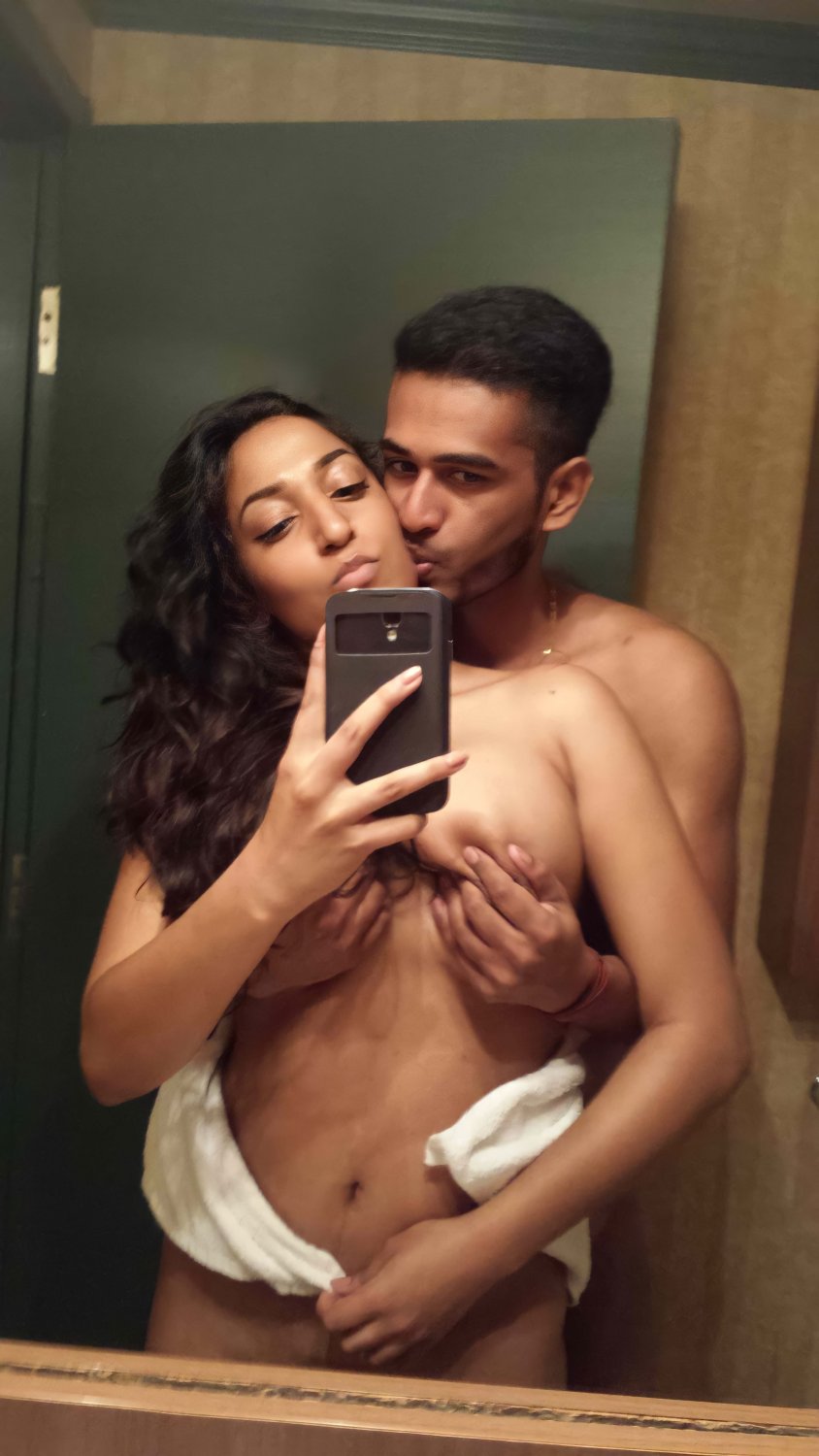 844px x 1500px - Indian Desi Couple Fucking Videos Collection - Porn - EroMe