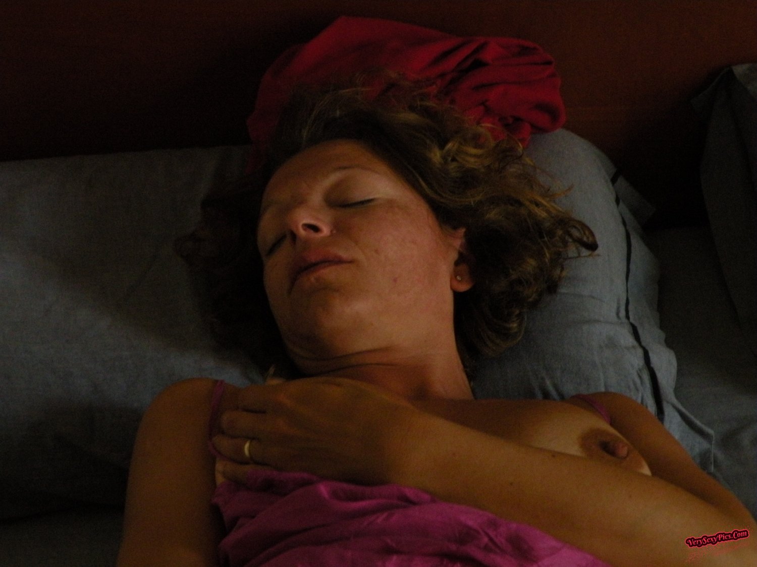 Amateur Mature MILF Fuck, suck, pregnant, flash, creampie, toy (Source: VerySexyPics.Com) #3gXxRtg0
