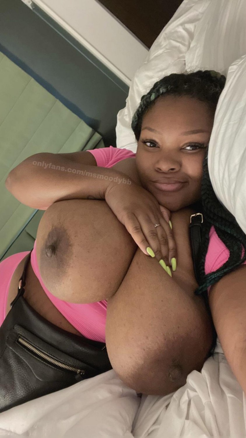 Huge Tits Club 36 sc: hugetitsclub #R7OnmMK7