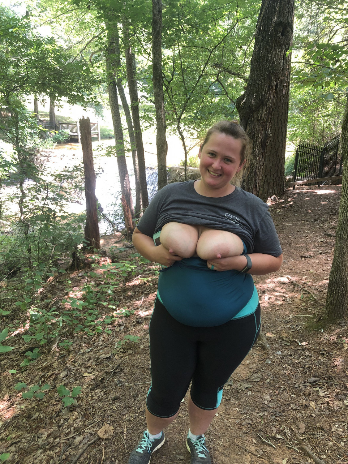 Hotwife Hike Jun 2019 #R010cVb1