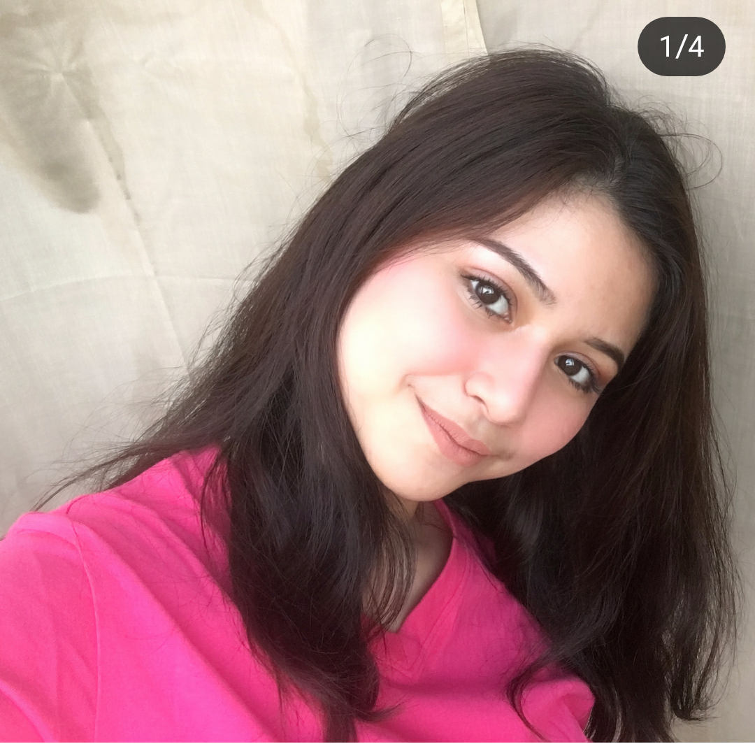 Alisha #VjNxLm09