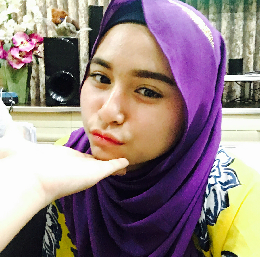 Alisha #b5eiy8TJ