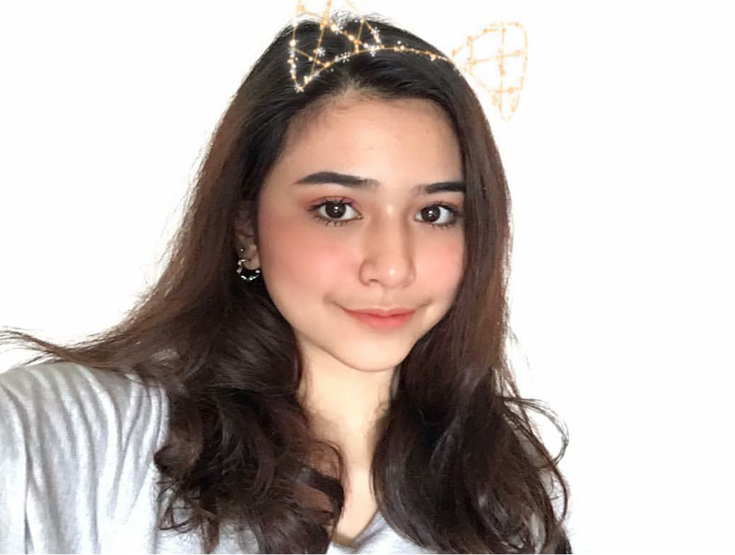 Alisha #qDTKBUJZ