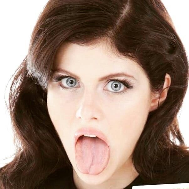 Alexandra Daddario #nh6Rccyy
