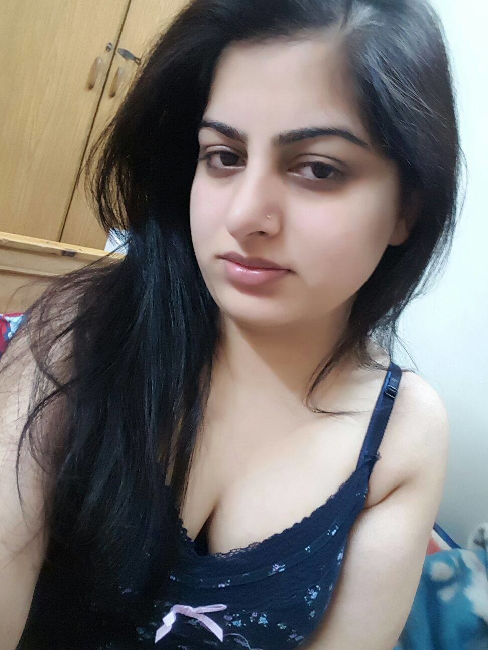 Desi curvy aunty hot #9CSp60aL