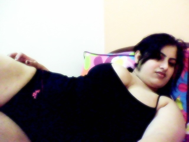 Desi curvy aunty hot #vUFyV4An
