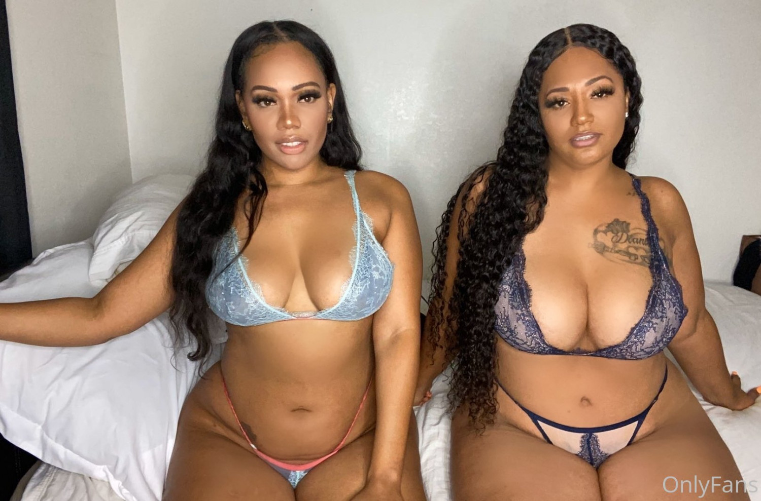 Busty Lesbians Onlyfans - Porn Videos and Photos picture