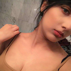 Petite Pakistani Girls - Pakistani Teen - Porn Photos & Videos - EroMe