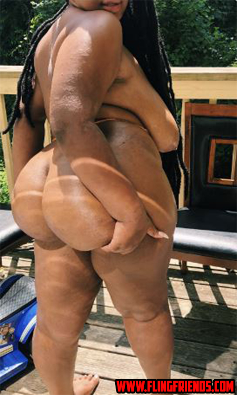 BIG BLACK TITS EVERYWHERE! #EiEDKEBF