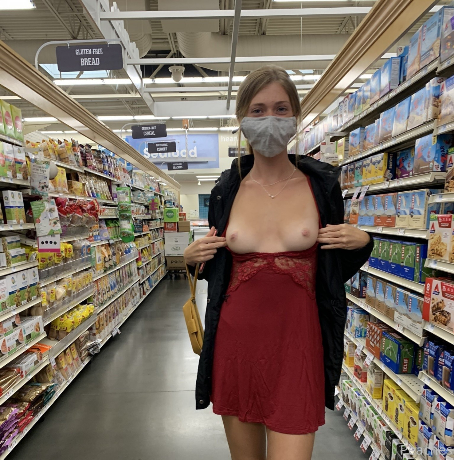 Pornstar in supermarket - Porn Videos & Photos - EroMe