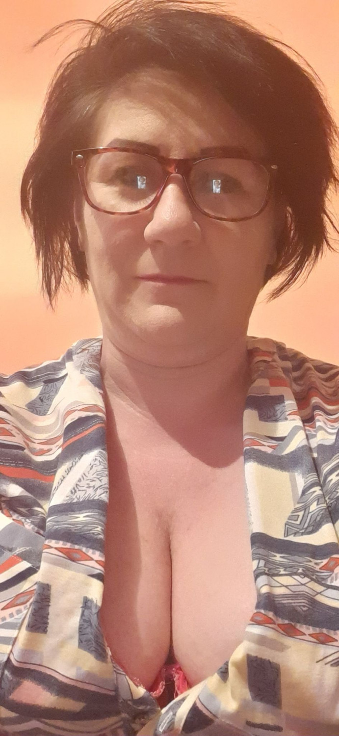 Horny Romanian Mature MILF Mate Zsuzsa #V3j2h9S0