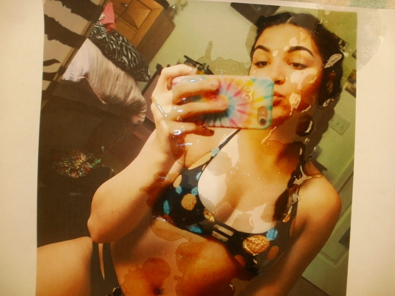 Sarah's cute bikini bod gets spunked! #rfxrKzS3