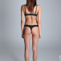 Elli Super Long Legs Fashion Model In Nude Casting Test Shoots Com