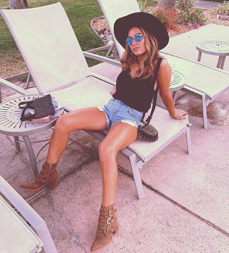 Jessie James Decker - MILF exposed #6T591Cyq