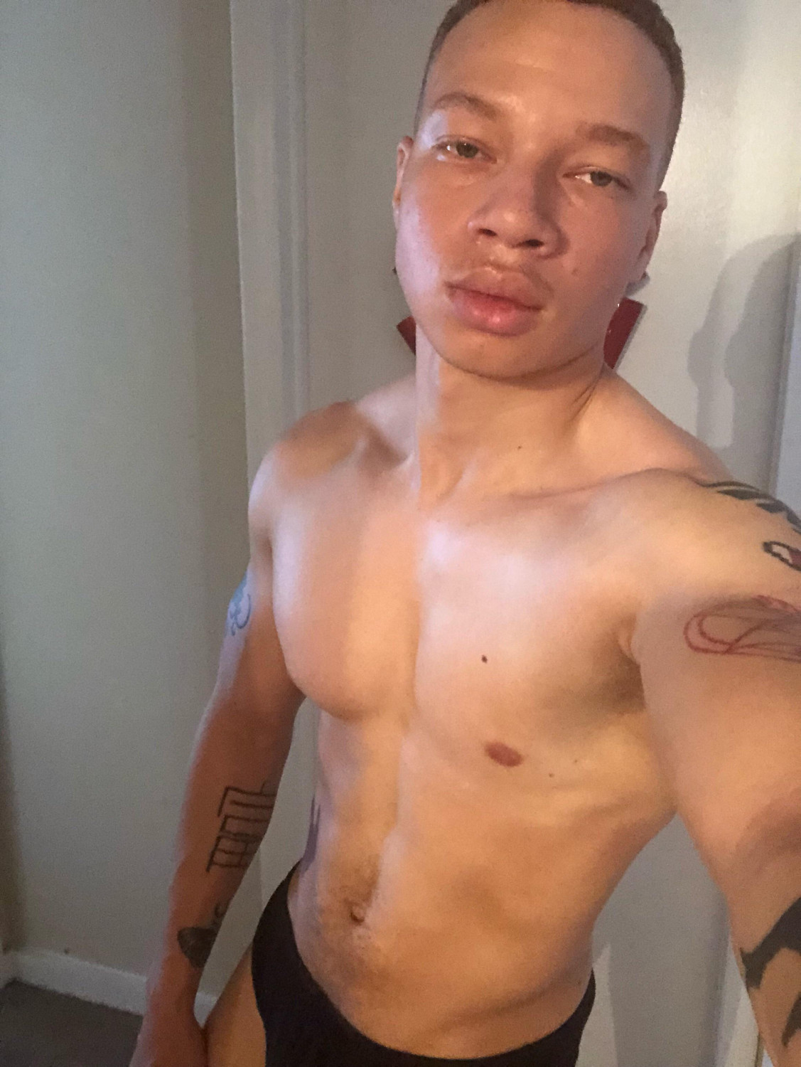 Lightskin Dude With Huge Cock Bi #asJ1GyAC