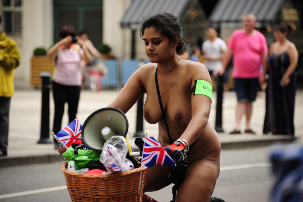 India Public Naked - Indian girl nude ride public - Porn Videos & Photos - EroMe