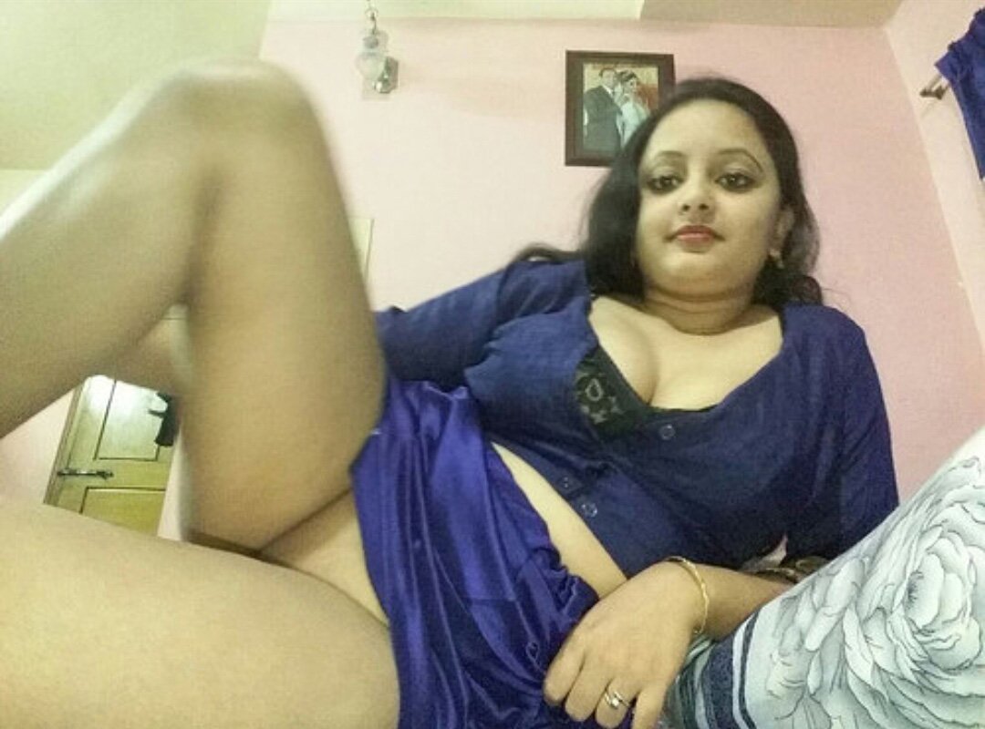 Nepali Neked Blue Video - NEPALI SEXY BHABHI 350+NUDE PICS SET 4 - Porn - EroMe
