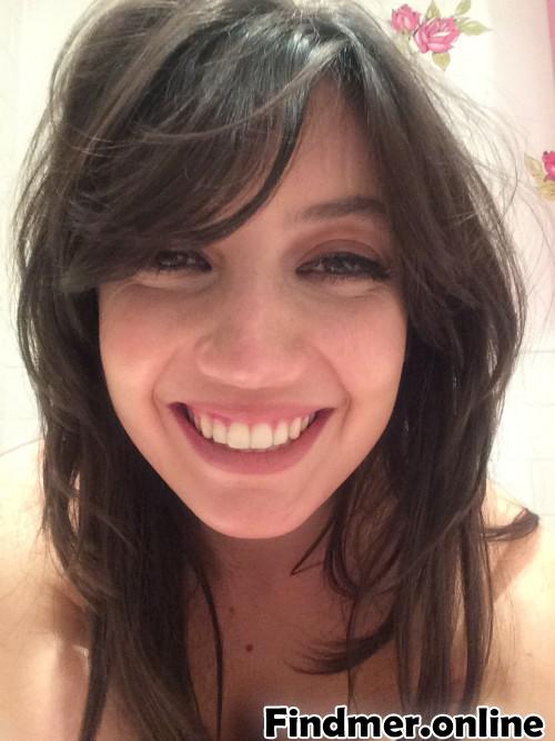 Daisy Lowe Nude New Photo Gallery And Videos #gCAozCaJ