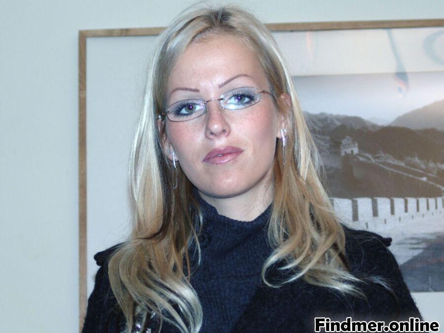 hot amateur milf Patrisha #O3hDA28K