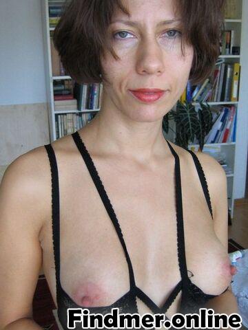 Joanna MILF #N0gCRuL3