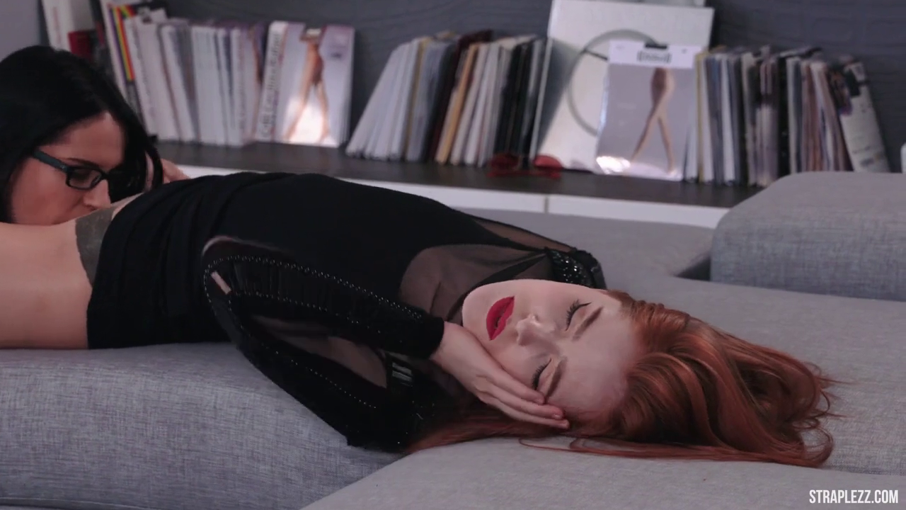 Jia Lissa Shiny Pantyhose Seduction #vzBH4kmq
