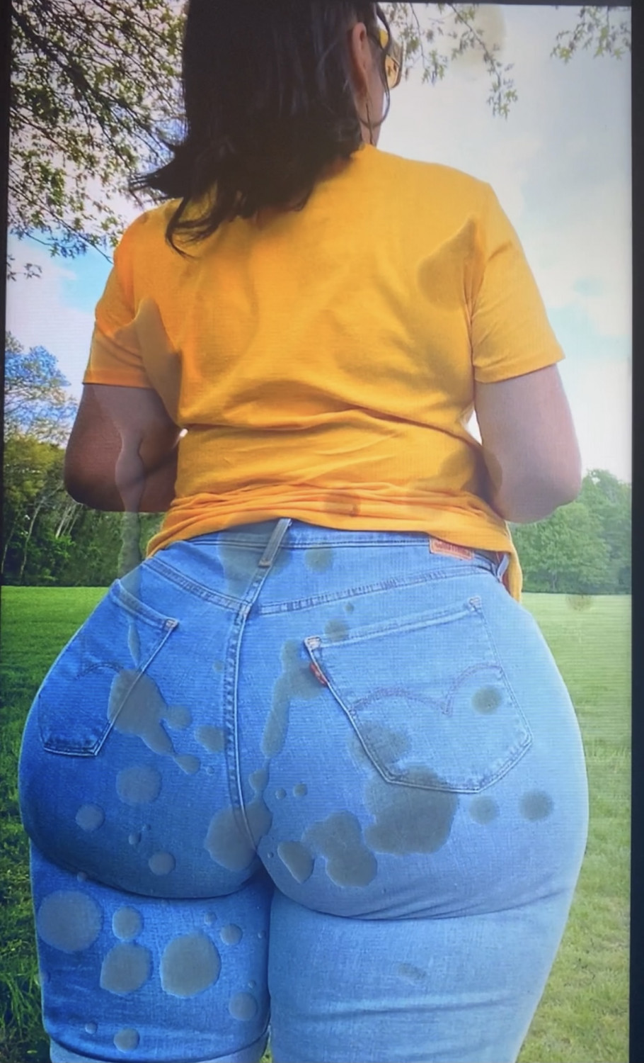 910px x 1500px - Big Ass Latina in Jeans Cum Tribute 1 - Porn - EroMe