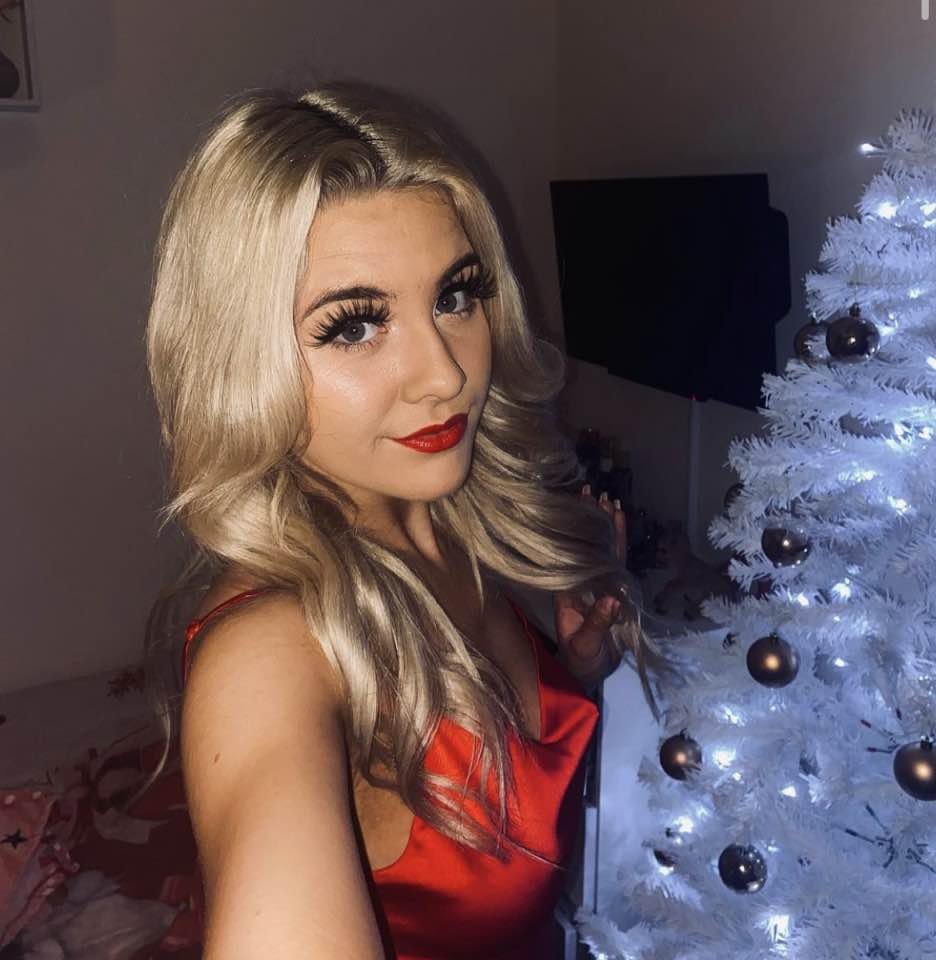 Cheerleader Sophie, 19 #0JrEgNXt