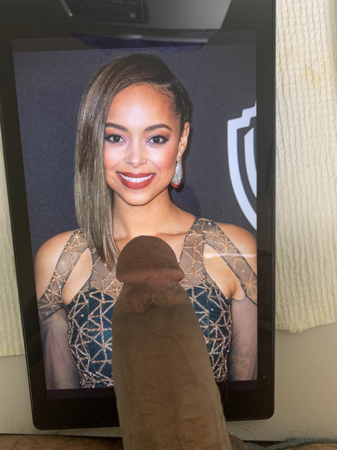 Amber Stevens West Cum Tribute! - Porn - EroMe