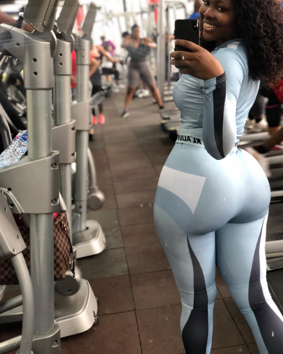 Cuties with booties 4 #aZC6Oygt