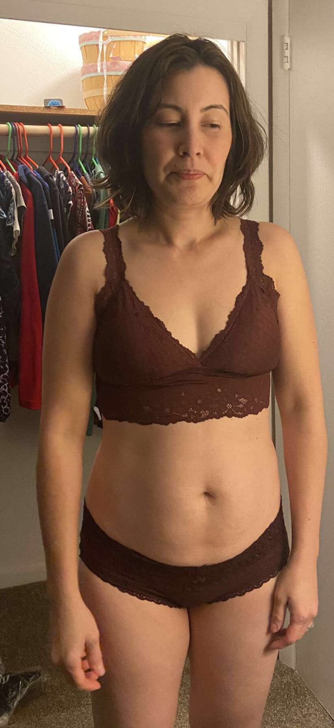 lates 30’s , cuck wife #E4tGEYRX