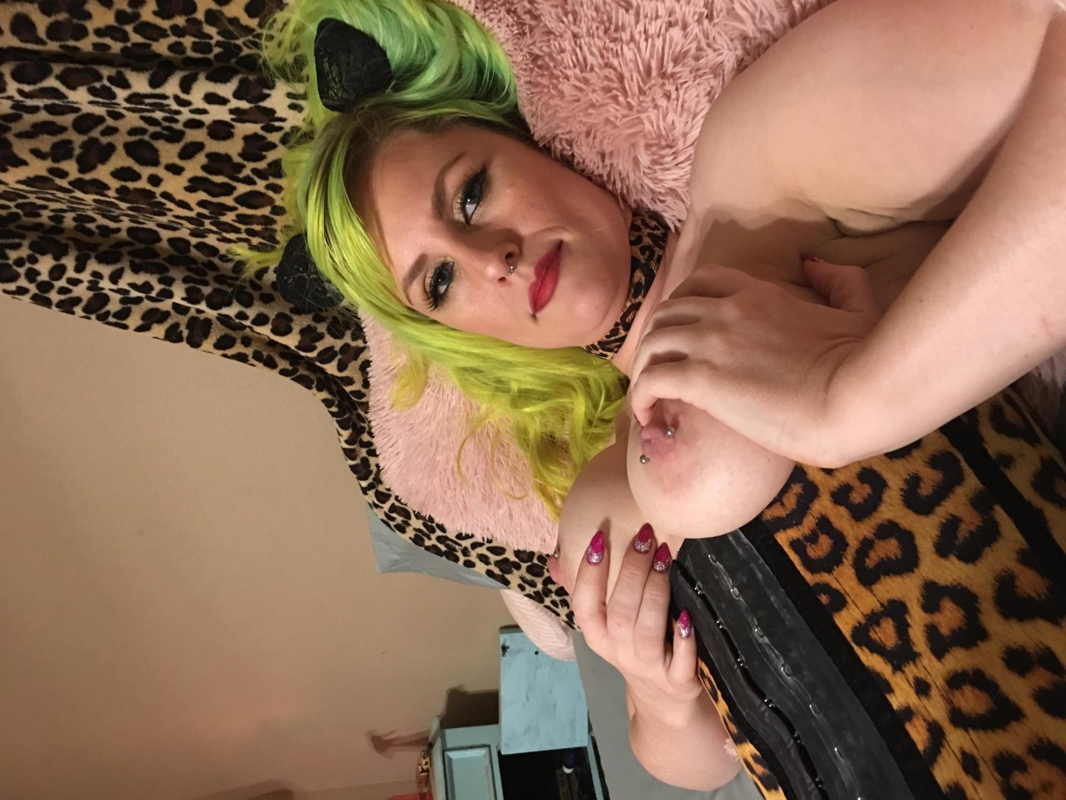 Hot Amateur Naughty Milf #7ckrjPzZ