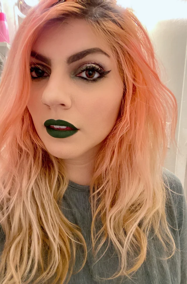 Makeup #2OlcSuUc