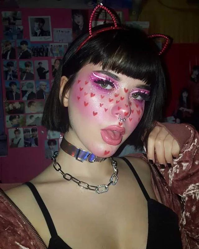 Makeup #ZbXKVaPI
