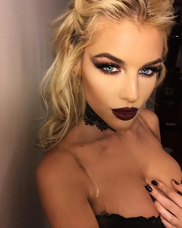 Makeup #srJQbixU