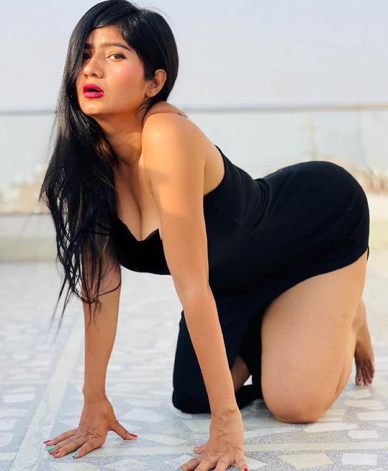 Mona sassy #zU9aQoql