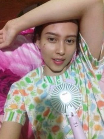 Lv Hot girl #J6dHgxoF