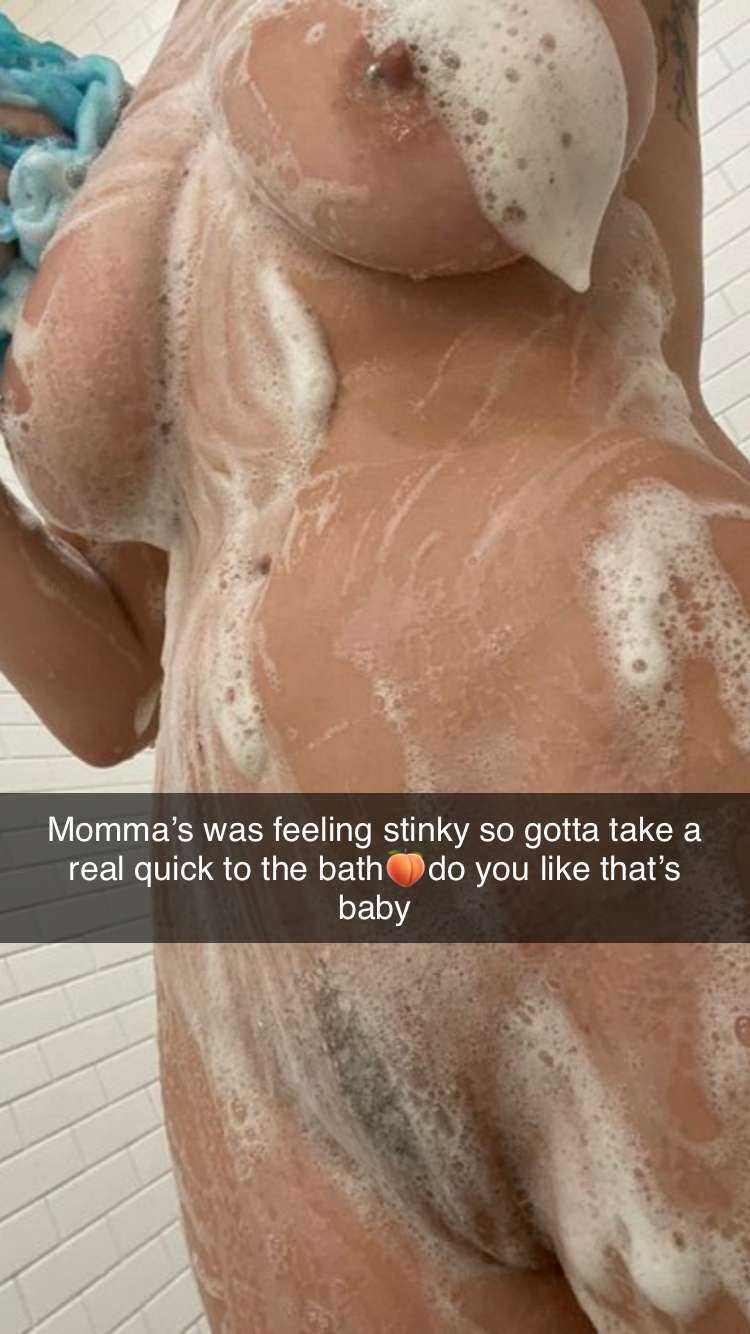 Random snapchat whore leaked. - Porn Videos & Photos - EroMe