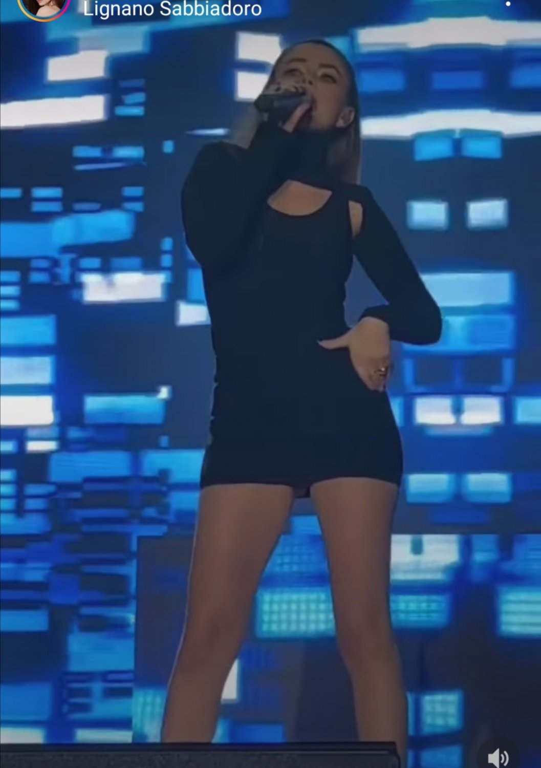 Nali Annalisa super hot #EHRWYDuS